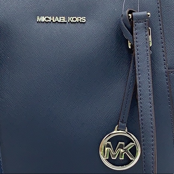 MICHAEL KORS Charlotte Large Leather Top-Zip Navy